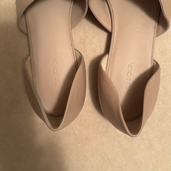BRAND NEW Vince Darlington Nude Leather Pointed Toe Flats - Picture 5 of 7